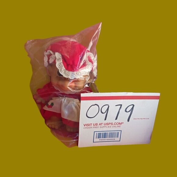 Vintage Russ Troll Doll Mrs. Claus Christmas 1991 "6" Inches Tall red/wht - Picture 3 of 7